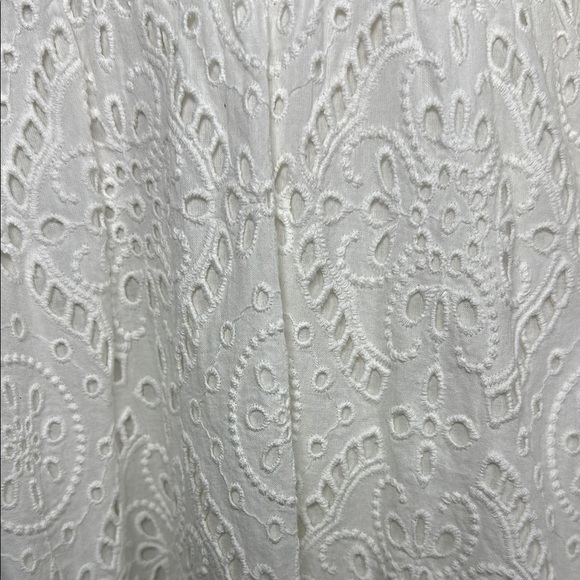 Veronica Beard White Eyelet Lace Mini Dress V-Neck Long Sleeve Tiered Scallop - Picture 3 of 8